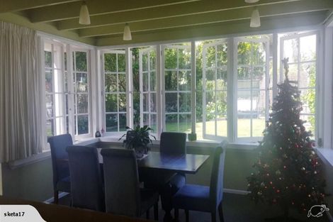 Photo of property in 43 Fendalton Crescent, Pinehaven, Upper Hutt, 5019