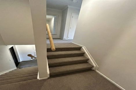 Photo of property in 56 Papatupu Way, Kumeu, 0810