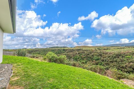 Photo of property in 42 Silicon Way, Fitzherbert, Palmerston North, 4410