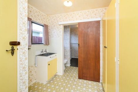 Photo of property in 2 Bethel Court, Milson, Palmerston North, 4414