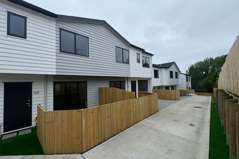 Photo of property in 2/71 Hillcrest Road, Papatoetoe, Auckland, 2025
