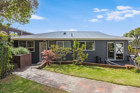 Photo of property in 35 Leeward Drive, Whitby, Porirua, 5024