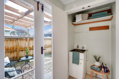 Photo of property in 24 Plunket Terrace, Hamilton East, Hamilton, 3216