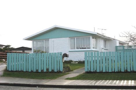 Photo of property in 18 Bruce Street, Waikiwi, Invercargill, 9810