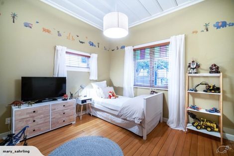 Photo of property in 17 Pompallier Terrace, Ponsonby, Auckland, 1011