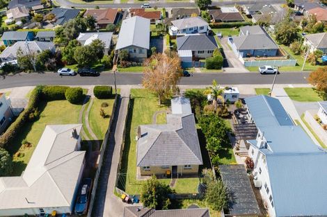 Photo of property in 15a Pine Avenue, Otumoetai, Tauranga, 3110