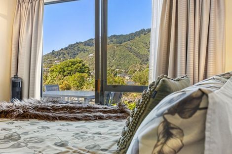 Photo of property in 10/45 Beach Road, Waikawa, Picton, 7220