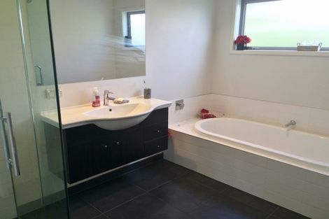 Photo of property in 18 Hyland Street, Wanaka, 9305