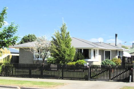 Photo of property in 3 Walcot Street, Bromley, Christchurch, 8062