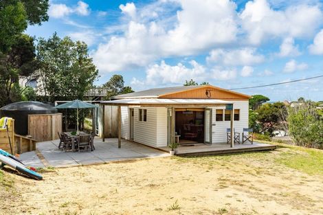 Photo of property in 320 Molesworth Drive, Mangawhai Heads, Mangawhai, 0505
