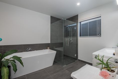 Photo of property in 8 Erica Crescent, Mosgiel, 9024