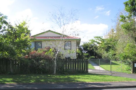 Photo of property in 23 Pisces Road, Glen Eden, Auckland, 0602