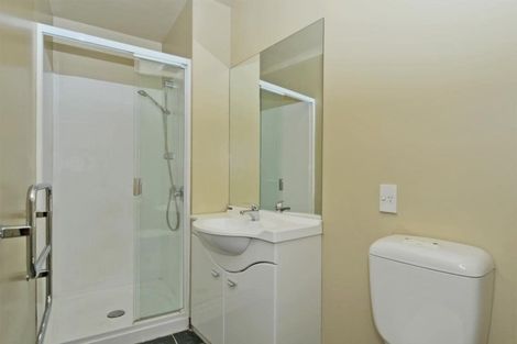Photo of property in Atrium Towers, 1n/154 The Terrace, Wellington Central, Wellington, 6011