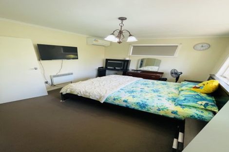 Photo of property in 184 Hutchinson Avenue, New Lynn, Auckland, 0600