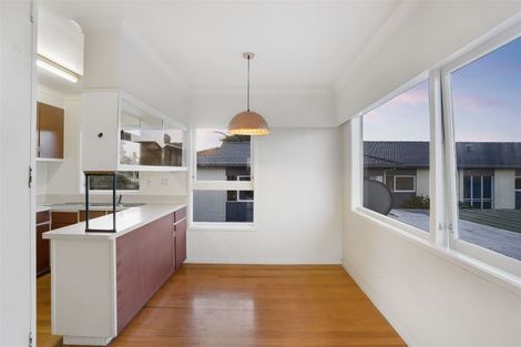 Photo of property in 2/41 Quebec Road, Milford, Auckland, 0620