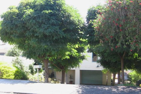 Photo of property in 21 Beulah Avenue, Rothesay Bay, Auckland, 0630
