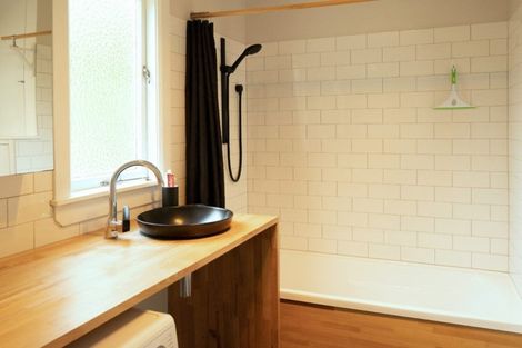 Photo of property in 857 Makerua Road, Tokomaru, Palmerston North, 4474