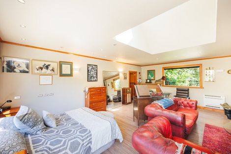 Photo of property in 355 Turitea Road, Turitea, Palmerston North, 4472