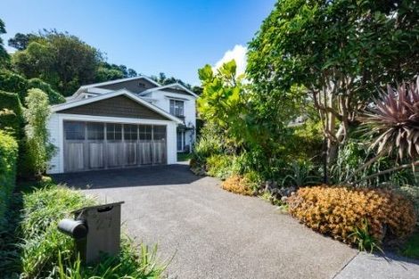Photo of property in 27 Jubilee Avenue, Devonport, Auckland, 0624