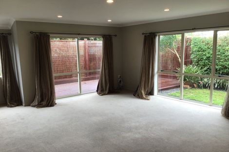 Photo of property in 9a Turehu Street, Merrilands, New Plymouth, 4312