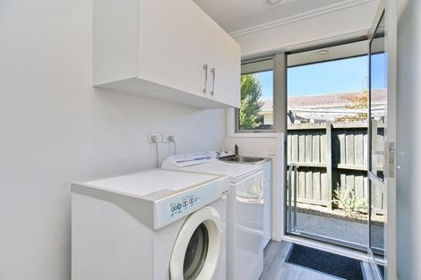 Photo of property in 4 Hurst Place, Parklands, Christchurch, 8083