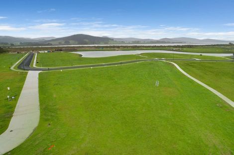 Photo of property in 101 Karearea Way, Matarangi, 3592