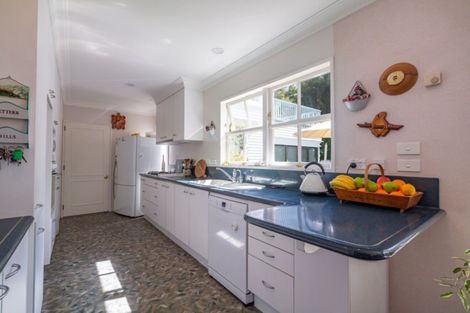 Photo of property in 429 Te Moana Road, Waikanae, 5036