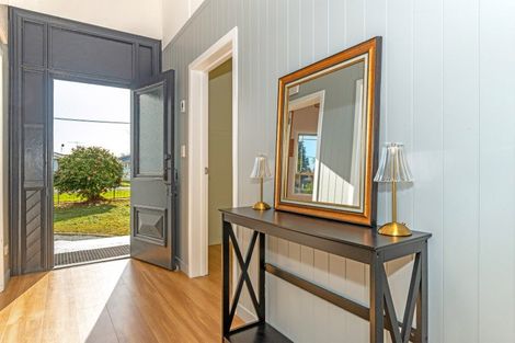 Photo of property in 8 Waverley Street, Elgin, Gisborne, 4010