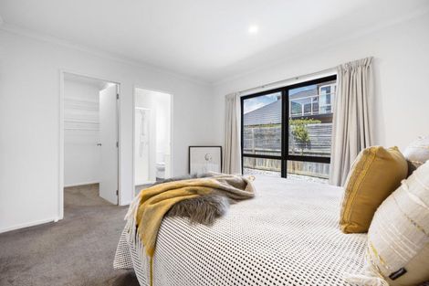 Photo of property in 19 Haddow's Place, Lake Hayes, Queenstown, 9304