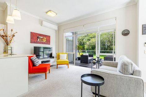Photo of property in 16 Parkside Drive, Orewa, 0931