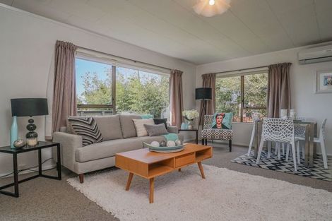 Photo of property in 2/9 Lancaster Road, Beach Haven, Auckland, 0626