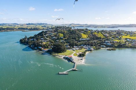 Photo of property in Plam House, 669 Pahi Road, Pahi, Paparoa, 0571