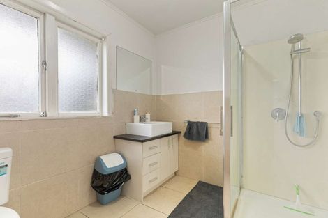 Photo of property in 1 Shifnal Drive, Randwick Park, Auckland, 2105