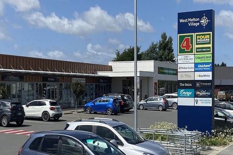 Photo of property in 2 Snowlea Place, West Melton, 7618