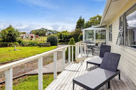 Photo of property in 2699 Eltham Road, Te Kiri, Opunake, 4682