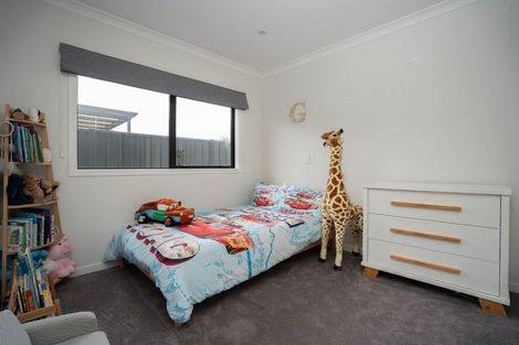 Photo of property in 15 Arihi Crescent, Frimley, Hastings, 4120