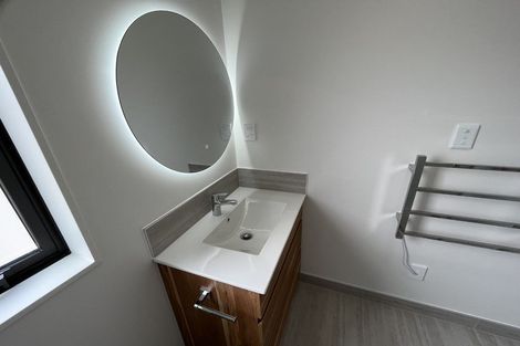 Photo of property in 4/116 Colwill Road, Massey, Auckland, 0614