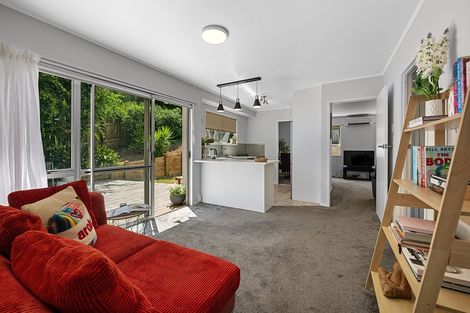 Photo of property in 1/30 Wilkinson Way, Browns Bay, Auckland, 0630