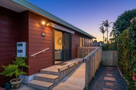 Photo of property in 3/28 Lakeside Drive, Orewa, 0931