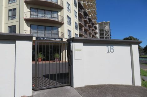 Photo of property in The Rennaissance, 6c/18 Ronwood Avenue, Manukau, Auckland, 2104