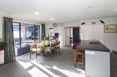 Photo of property in 14 Garforth Green, Halswell, Christchurch, 8025