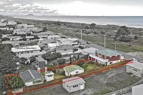 Photo of property in 880 Papamoa Beach Road, Papamoa Beach, Papamoa, 3118