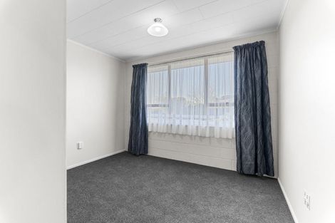 Photo of property in 10b Kauri Street, Inglewood, 4330