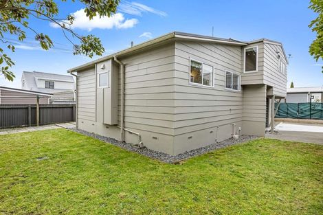 Photo of property in 3a Wharewaka Road, Wharewaka, Taupo, 3330