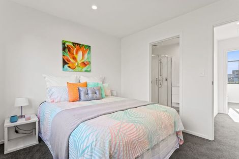 Photo of property in 29 Meg Lane, Glen Eden, Auckland, 0602