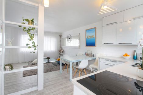 Photo of property in 1/83 Birkdale Road, Birkdale, Auckland, 0626