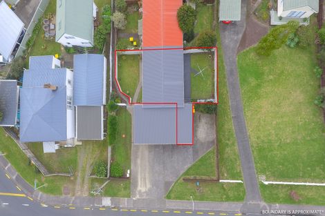 Photo of property in 1/83 Birkdale Road, Birkdale, Auckland, 0626