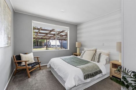 Photo of property in 30 Clivedon Place, Redwood, Christchurch, 8051