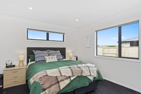 Photo of property in 84 Puhirake Crescent, Pyes Pa, Tauranga, 3112