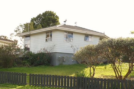Photo of property in 40 Archboyd Avenue, Mangere East, Auckland, 2024